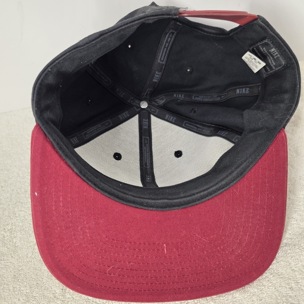 Vintage Nike Hat Cap Snap Back Black Red Swoosh Baseball World Class Athletes - Picture 12 of 14